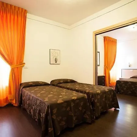 Oliver Hotel 3*