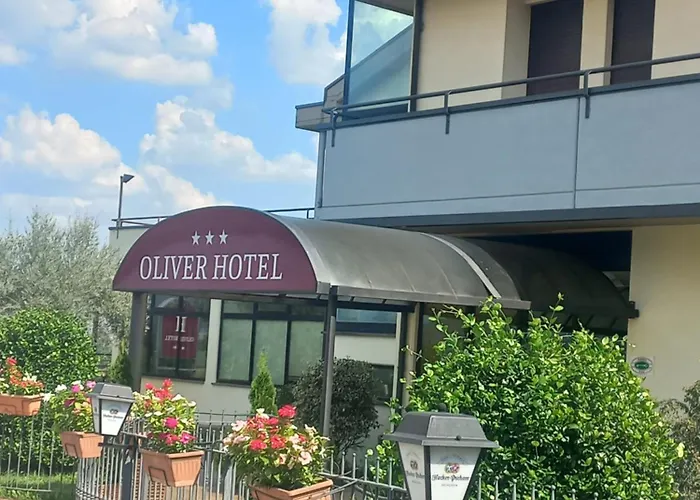 Oliver Ξενοδοχείο 3*